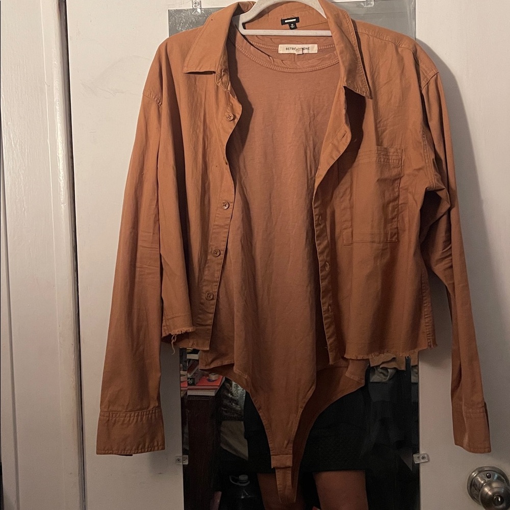Matching color:  Monroe cropped blouse plus Betro Simone Danny Zuko bodysuit.